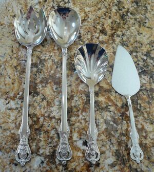 Heritage Mint Royal Alister Salad Set Pie Server Casserole Spoon Stainless 18/10